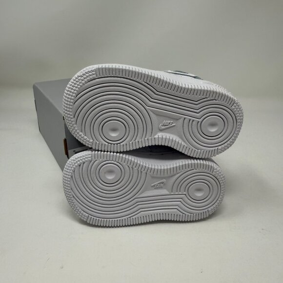 NIB Nike Kids Baby AF1 White 3c - Picture 5 of 7